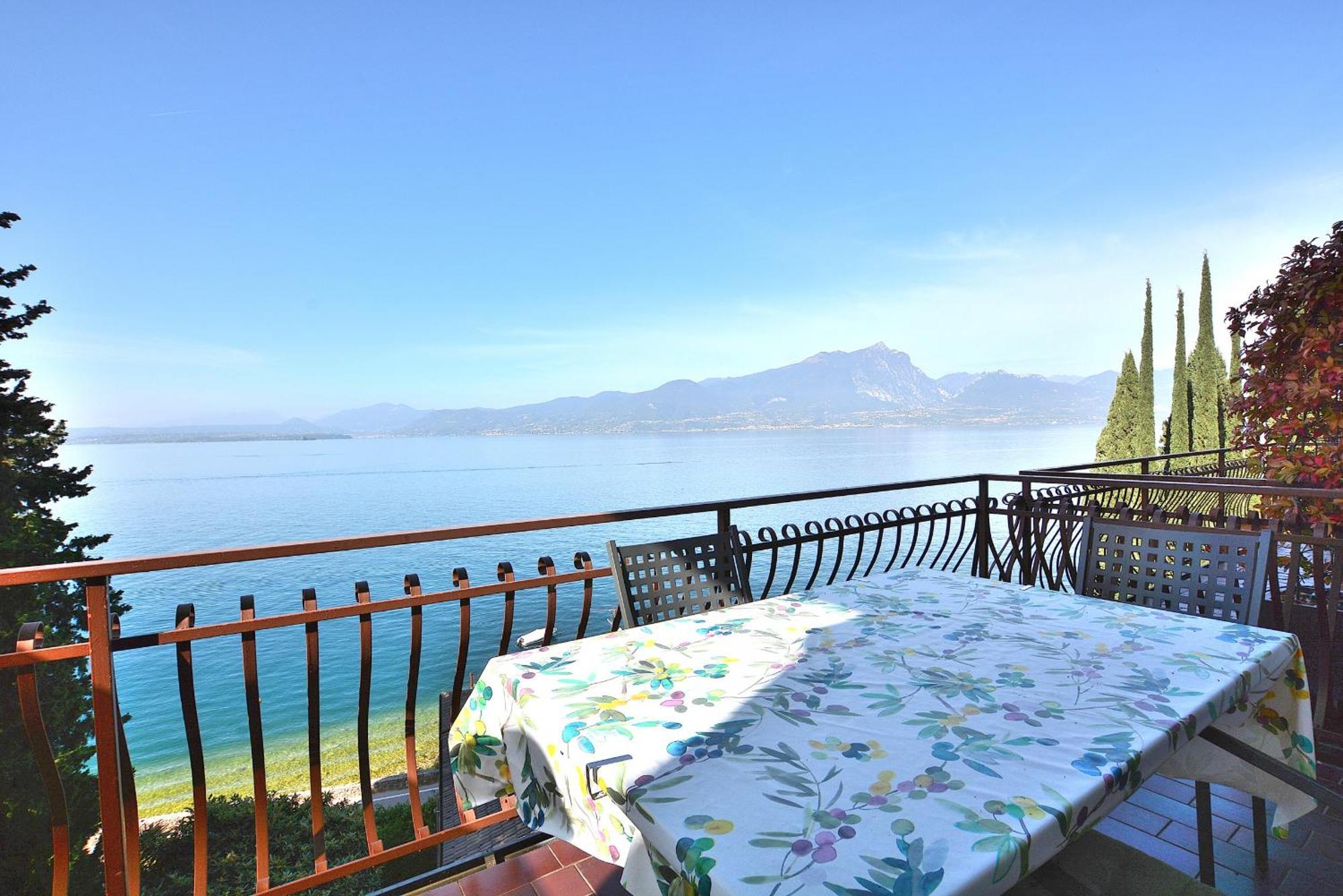 Leonardo Walsh Apartment With Lake View Торри-дель-Бенако Экстерьер фото